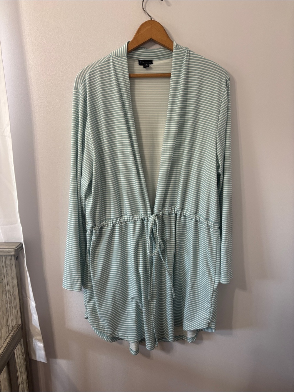Tahari Mint Green & White Striped Lightweight Robe